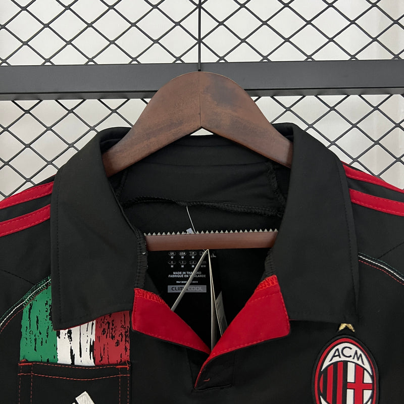 CAMISOLA RETRO DO MILAN 12/13 PRETO