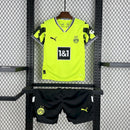 KIT INFANTIL DO BORUSSIA DORTMUND 25/26 VERDE NEON