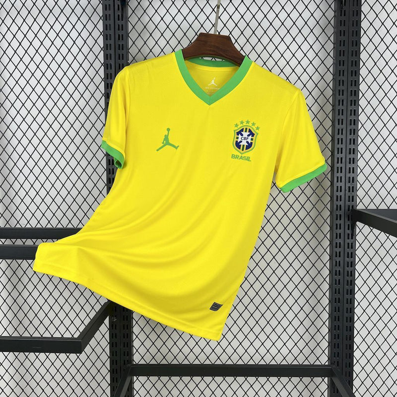 CAMISOLA DA SELEÇÃO DO BRASIL 25/26 AMARELO
