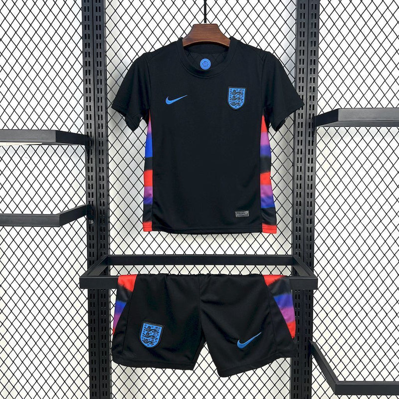 KIT INFANTIL DA INGLATERRA 25/26 PRETO