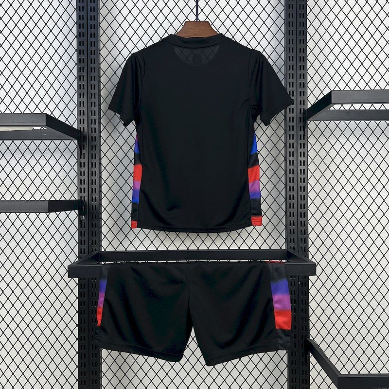 KIT INFANTIL DA INGLATERRA 25/26 PRETO