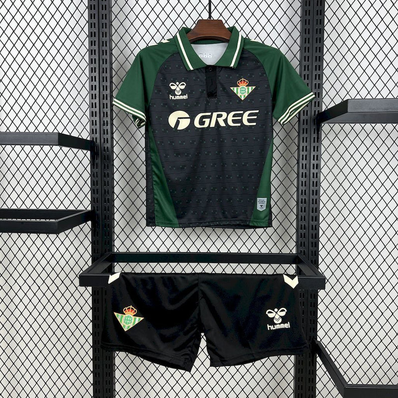 KIT INFANTIL DO REAL BETIS 25/26 VERDE E PRETO