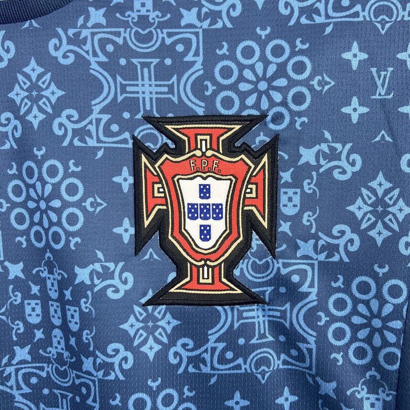 CAMISOLA DA SELEÇÃO DE PORTUGAL 25/26 AZUL EDIÇÃO ESPECIAL