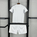 KIT INFANTIL DO REAL MADRID 25/26 BRANCO