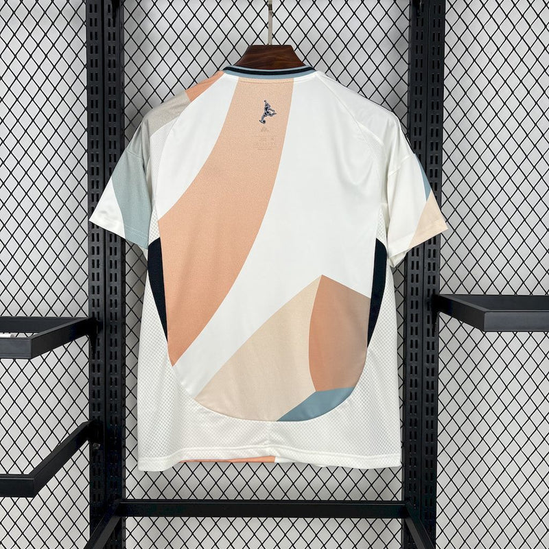 CAMISOLA DA SELEÇÃO DA ESPANHA 25/26 MULTICOLOR