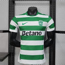 CAMISOLA VERSÃO PLAYER DO SPORTING 25/26 VERDE E BRANCO