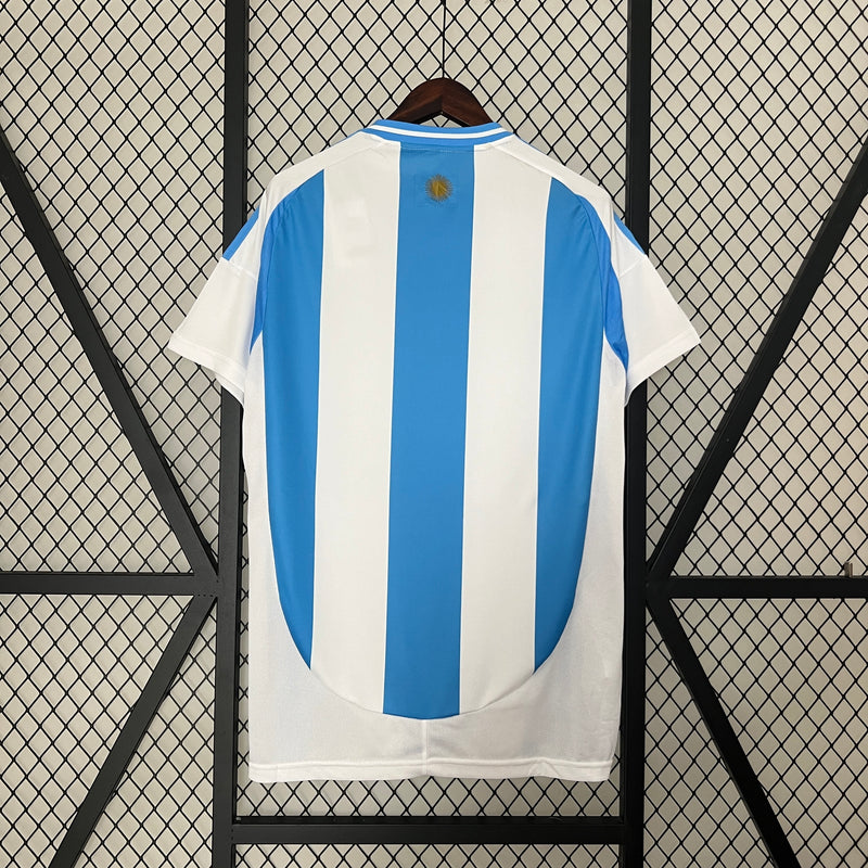 CAMISOLA DA SELEÇÃO DA ARGENTINA 25/26 AZUL E BRANCO