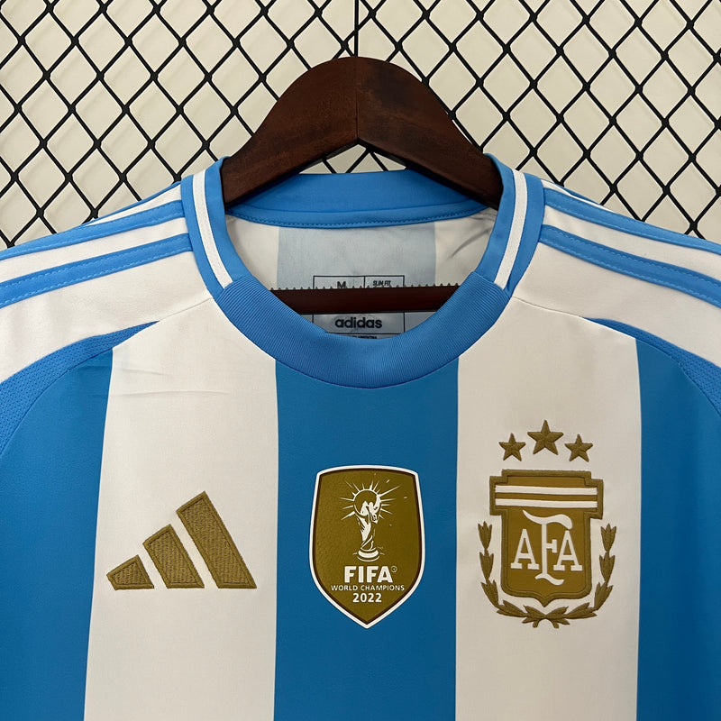 CAMISOLA DA SELEÇÃO DA ARGENTINA 25/26 AZUL E BRANCO