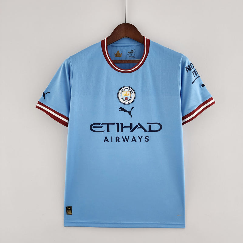 CAMISOLA RETRO DO MANCHESTER CITY 21/22 AZUL