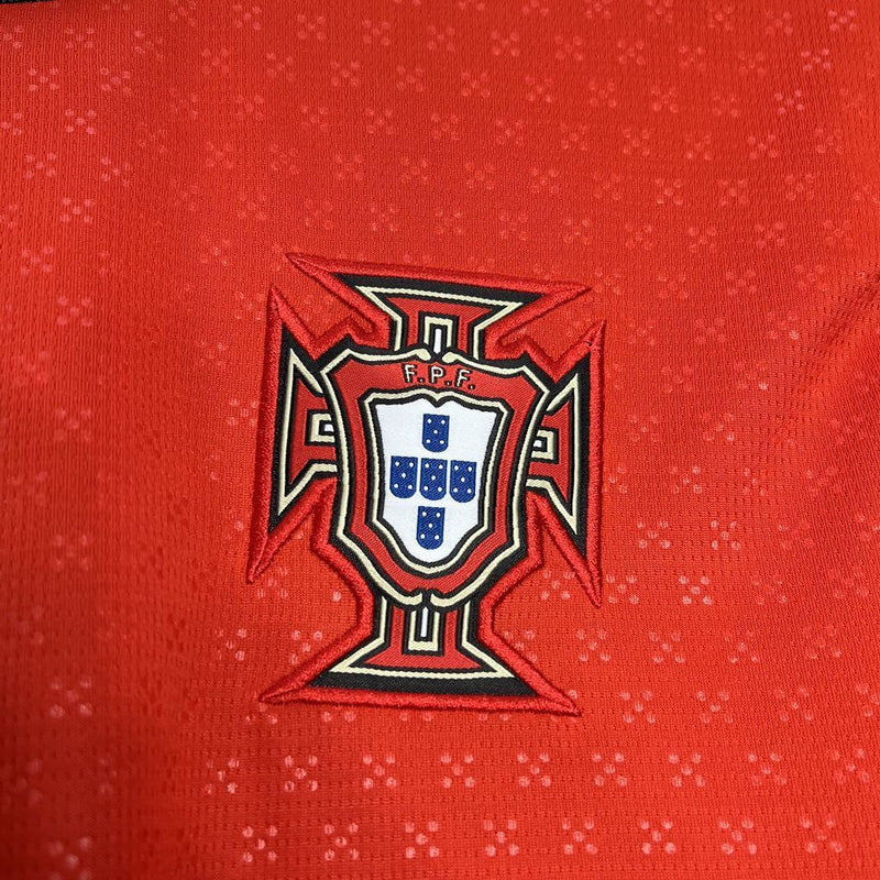 CAMISOLA DA SELEÇÃO DE PORTUGAL 25/26 VERMELHO