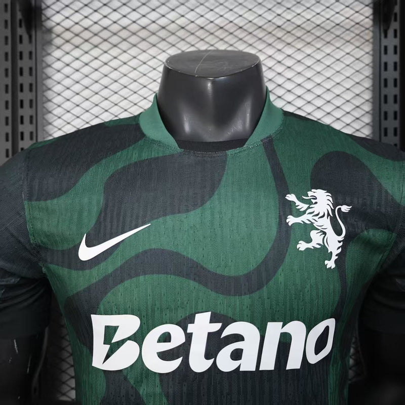 CAMISOLA VERSÃO PLAYER DO SPORTING 25/26 VERDE E PRETO