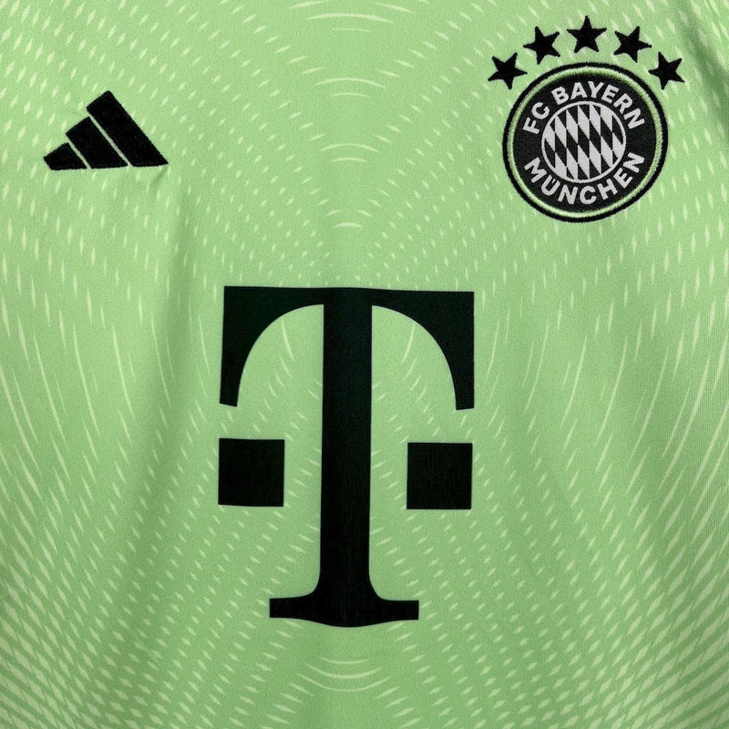 KIT INFANTIL DO BAYERN MUNICH 25/26 VERDE