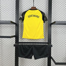 KIT INFANTIL DO BORUSSIA DORTMUND 23/24 AMARELO E PRETO