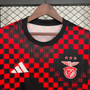 CAMISOLA DO BENFICA 25/26 VERMELHO E PRETO TREINO