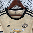 CAMISOLA RETRO DO MANCHESTER UNITED 19/20 BEGE