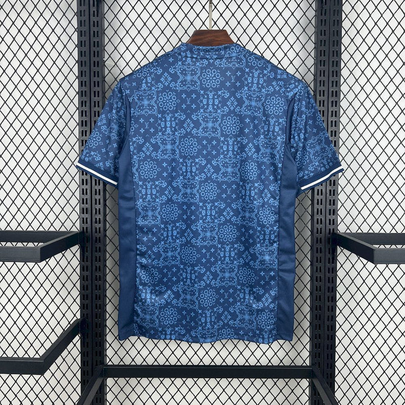 CAMISOLA DA SELEÇÃO DE PORTUGAL 25/26 AZUL EDIÇÃO ESPECIAL
