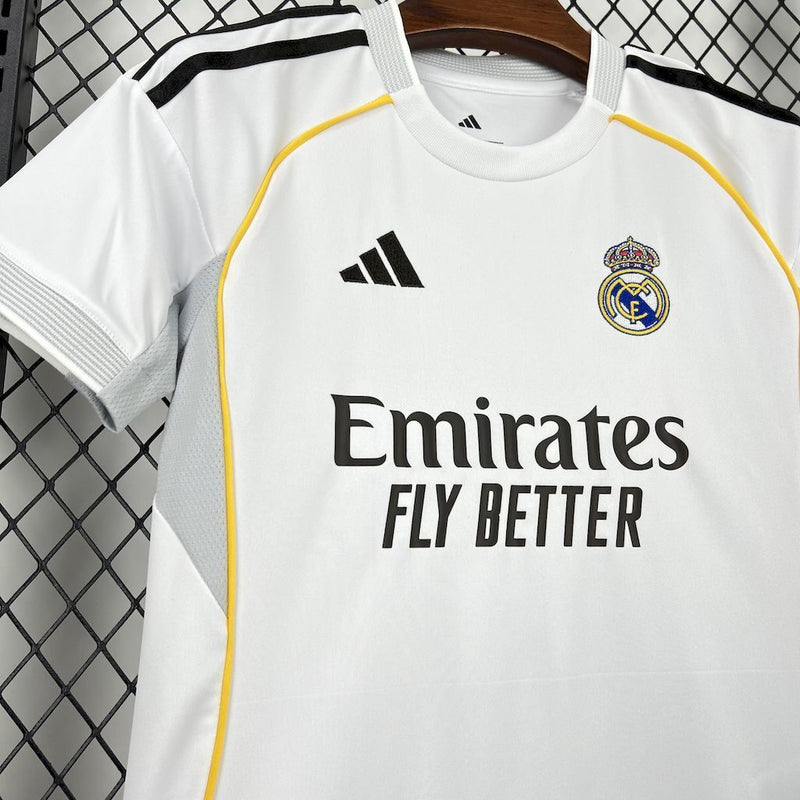 KIT INFANTIL DO REAL MADRID 25/26 BRANCO