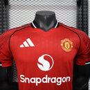 CAMISOLA VERSÃO PLAYER DO MANCHESTER UNITED 25/26 VERMELHO